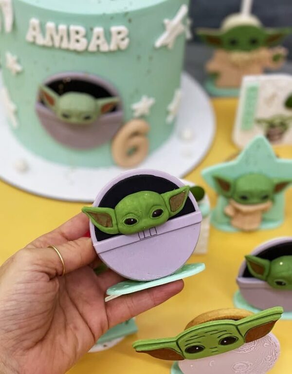 Molde de Silicona Baby Yoda - Imagen 13