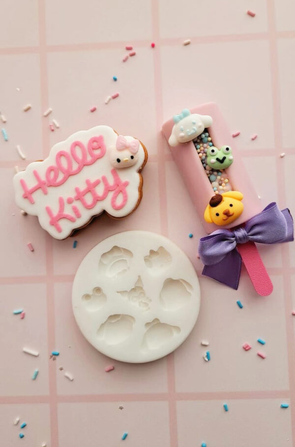 Molde de Silicona Personajes Sanrio Kuromi - Imagen 2